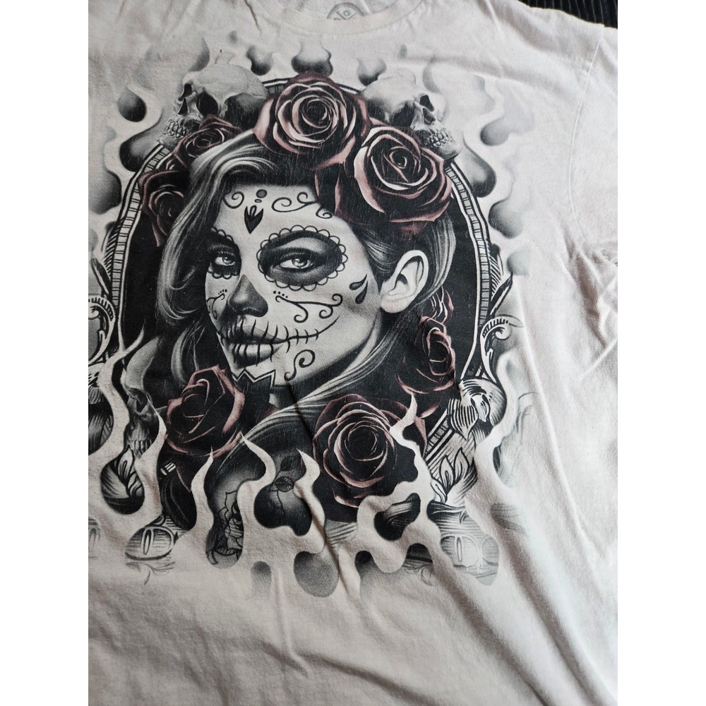 Day of the Dead Sugar Skull Roses Graphic T-Shirt pink Unisex Medium